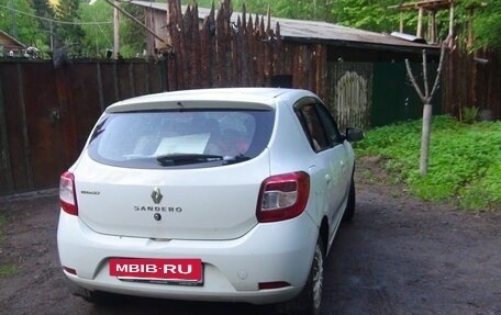 Renault Sandero II рестайлинг, 2014 год, 580 000 рублей, 5 фотография