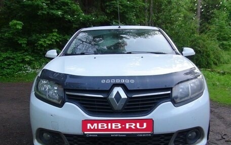Renault Sandero II рестайлинг, 2014 год, 580 000 рублей, 13 фотография