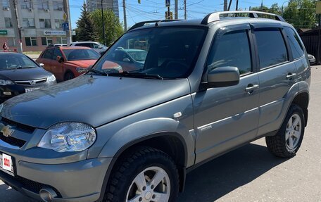 Chevrolet Niva I рестайлинг, 2016 год, 770 000 рублей, 8 фотография