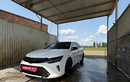 Toyota Camry, 2017 год, 2 174 000 рублей, 7 фотография