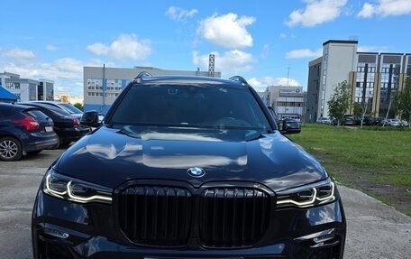 BMW X7, 2021 год, 11 800 000 рублей, 2 фотография