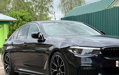 BMW 5 серия, 2019 год, 3 990 000 рублей, 3 фотография