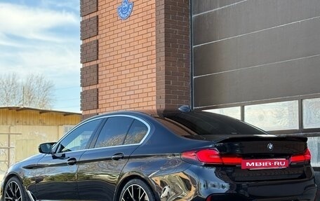 BMW 5 серия, 2019 год, 3 990 000 рублей, 2 фотография