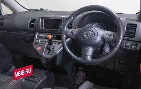 Toyota Wish II, 2003 год, 599 000 рублей, 8 фотография