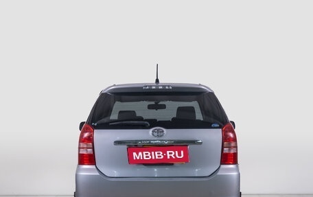 Toyota Wish II, 2003 год, 599 000 рублей, 4 фотография