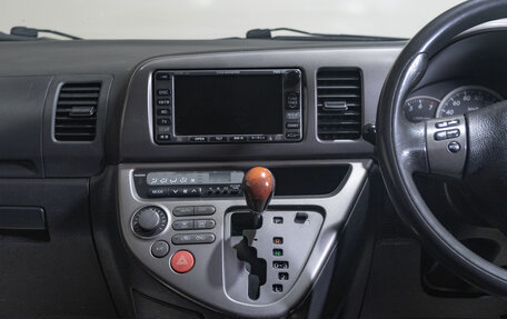 Toyota Wish II, 2003 год, 599 000 рублей, 13 фотография