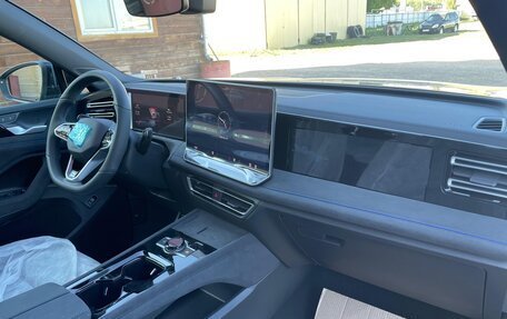 Volkswagen Tiguan, 2025 год, 4 490 000 рублей, 29 фотография