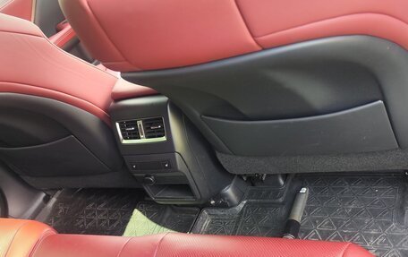 Lexus RX IV рестайлинг, 2018 год, 6 000 000 рублей, 10 фотография
