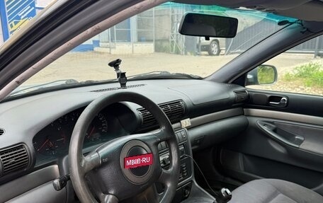 Audi A4, 1998 год, 280 000 рублей, 10 фотография