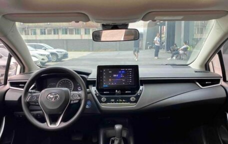 Toyota Corolla, 2022 год, 1 500 000 рублей, 4 фотография