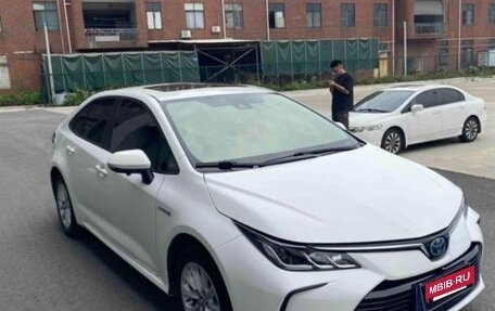 Toyota Corolla, 2022 год, 1 500 000 рублей, 3 фотография