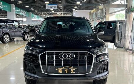 Audi Q7, 2024 год, 6 190 000 рублей, 1 фотография