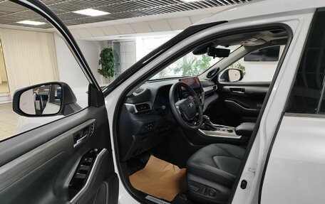 Toyota Highlander, 2024 год, 7 733 480 рублей, 5 фотография
