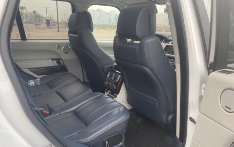 Land Rover Range Rover IV рестайлинг, 2017 год, 4 500 000 рублей, 5 фотография
