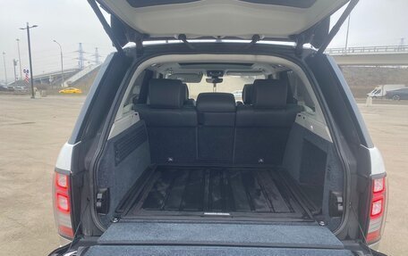 Land Rover Range Rover IV рестайлинг, 2017 год, 4 500 000 рублей, 10 фотография