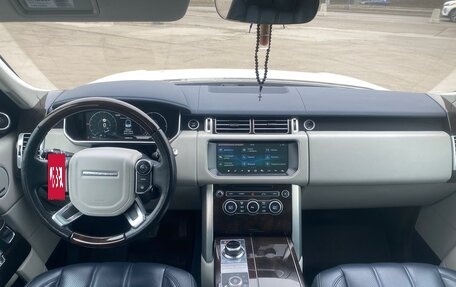 Land Rover Range Rover IV рестайлинг, 2017 год, 4 500 000 рублей, 14 фотография