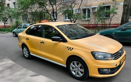 Volkswagen Polo VI (EU Market), 2018 год, 580 000 рублей, 4 фотография