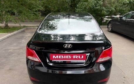 Hyundai Solaris II рестайлинг, 2015 год, 599 999 рублей, 4 фотография