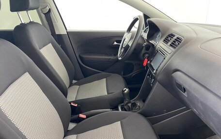 Volkswagen Polo VI (EU Market), 2013 год, 649 000 рублей, 11 фотография
