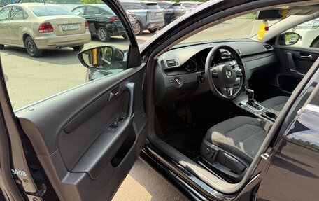 Volkswagen Passat B7, 2011 год, 970 000 рублей, 14 фотография
