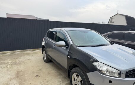 Nissan Qashqai, 2010 год, 950 000 рублей, 3 фотография