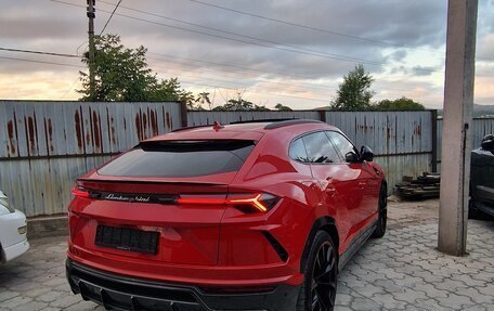 Lamborghini Urus I, 2021 год, 28 000 000 рублей, 3 фотография