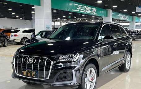 Audi Q7, 2024 год, 6 190 000 рублей, 2 фотография