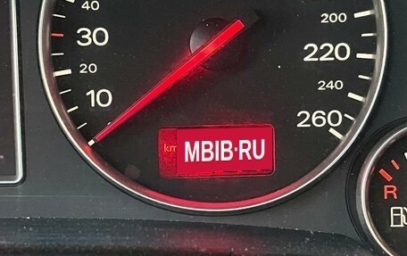 Audi A4, 2004 год, 550 000 рублей, 11 фотография