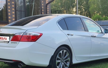 Honda Accord IX рестайлинг, 2013 год, 1 650 000 рублей, 4 фотография
