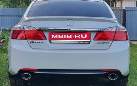 Honda Accord IX рестайлинг, 2013 год, 1 650 000 рублей, 7 фотография