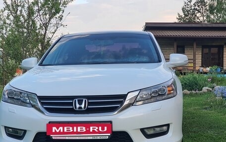 Honda Accord IX рестайлинг, 2013 год, 1 650 000 рублей, 9 фотография