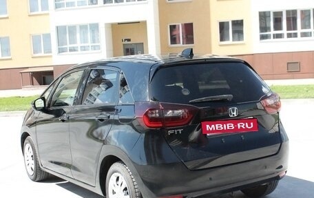 Honda Fit, 2020 год, 1 240 000 рублей, 10 фотография