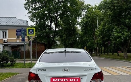 Hyundai Solaris II рестайлинг, 2011 год, 850 000 рублей, 2 фотография