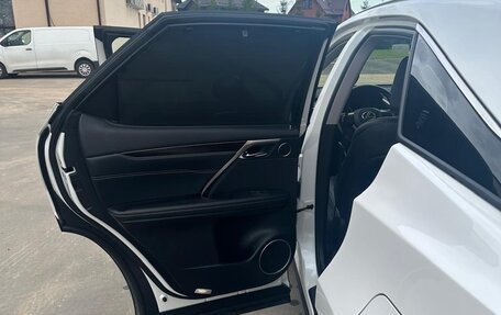 Lexus RX IV рестайлинг, 2021 год, 5 600 000 рублей, 8 фотография
