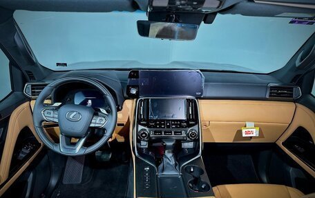 Lexus LX, 2024 год, 21 990 000 рублей, 2 фотография