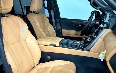 Lexus LX, 2024 год, 21 990 000 рублей, 15 фотография