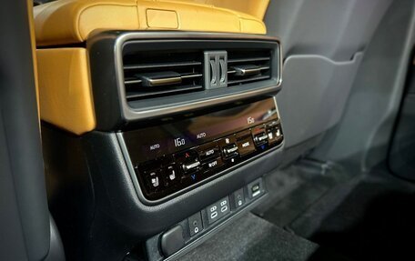 Lexus LX, 2024 год, 21 990 000 рублей, 19 фотография