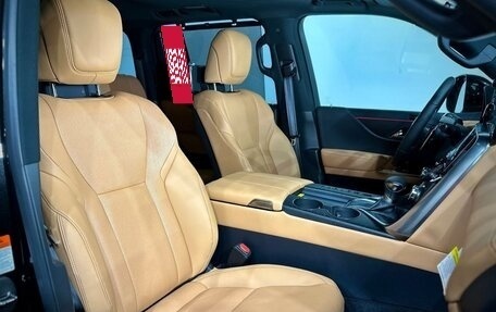 Lexus LX, 2024 год, 21 990 000 рублей, 17 фотография