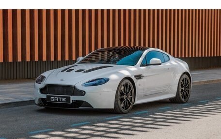 Aston Martin V12 Vantage, 2016 год, 13 950 000 рублей, 1 фотография