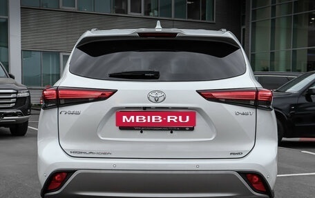 Toyota Highlander, 2025 год, 6 500 000 рублей, 3 фотография
