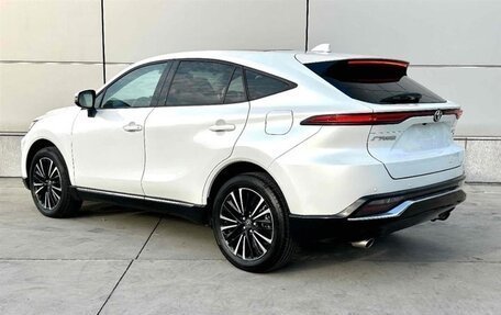 Toyota Venza, 2022 год, 3 790 000 рублей, 6 фотография