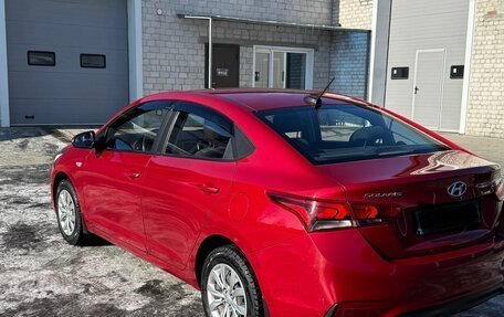 Hyundai Solaris II рестайлинг, 2017 год, 1 400 000 рублей, 4 фотография