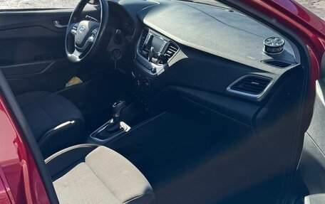 Hyundai Solaris II рестайлинг, 2017 год, 1 400 000 рублей, 7 фотография
