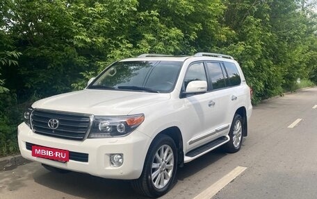 Toyota Land Cruiser 200, 2015 год, 4 599 000 рублей, 4 фотография