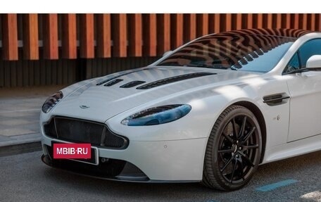 Aston Martin V12 Vantage, 2016 год, 13 950 000 рублей, 10 фотография