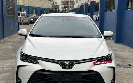 Toyota Corolla, 2022 год, 1 363 000 рублей, 2 фотография