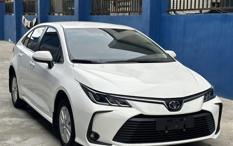 Toyota Corolla, 2022 год, 1 363 000 рублей, 3 фотография