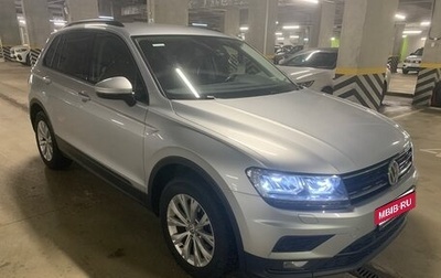 Volkswagen Tiguan II, 2019 год, 1 900 000 рублей, 1 фотография