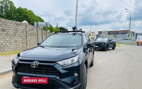 Toyota RAV4, 2020 год, 2 955 000 рублей, 13 фотография
