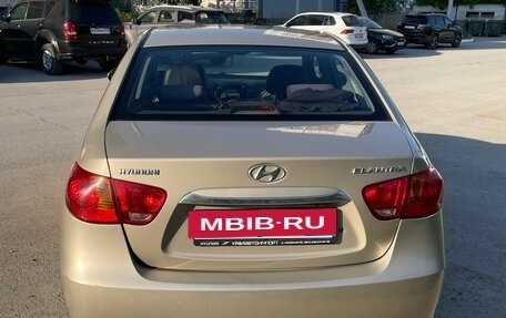 Hyundai Elantra IV, 2010 год, 640 000 рублей, 2 фотография